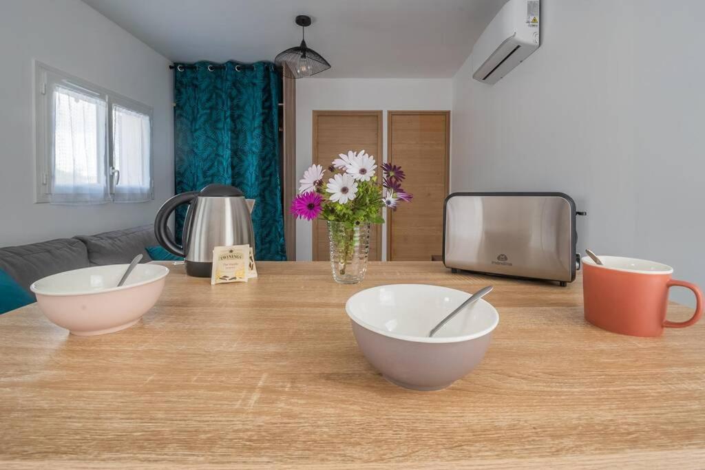 Maison avec jardin, parking entre mer et montagne Le Revest-le-Eaux Extérieur photo